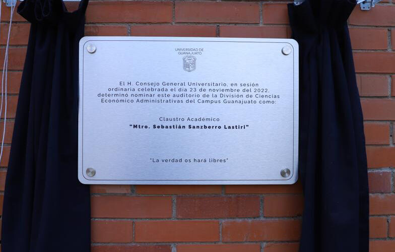 Homenajean la memoria del Mtro. Sebastián Sanzberro Lastiri