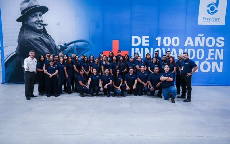 Inauguran la Empresa Donaldson en León