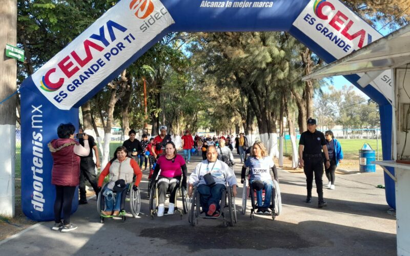Fomentan actividades recreativas para personas con discapacidad en Celaya