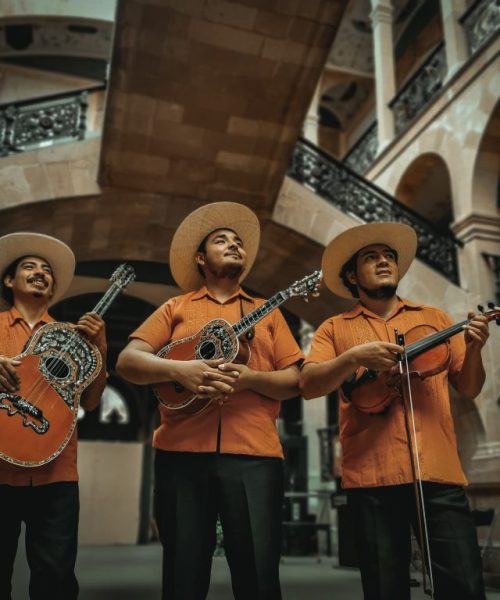 El Trío Guanaxteco regresa al FIC con homenaje a personajes guanajuatenses