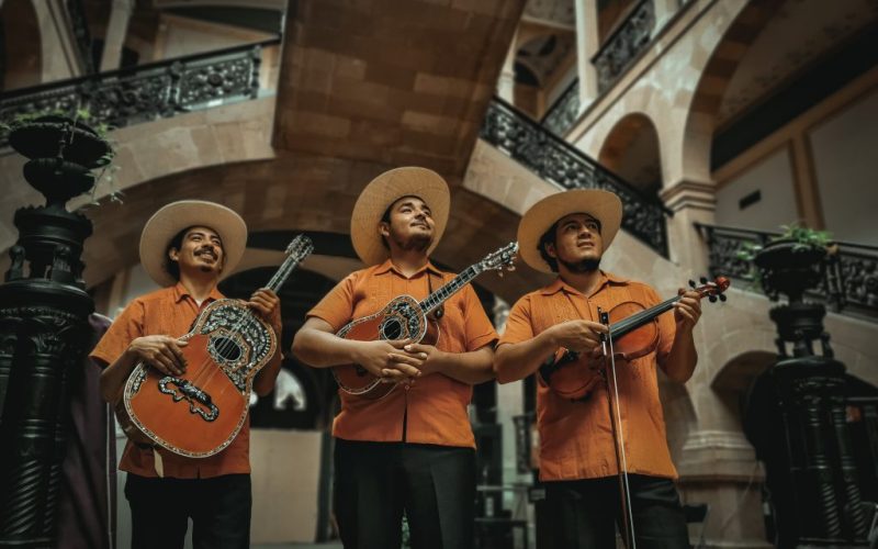 El Trío Guanaxteco regresa al FIC con homenaje a personajes guanajuatenses