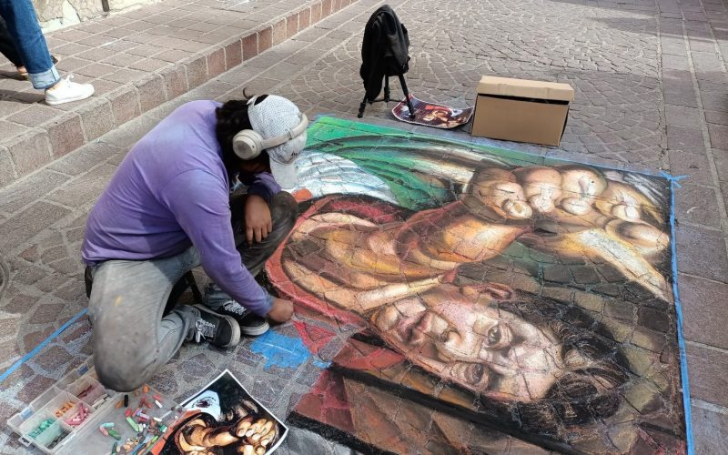 Cierra Madonnari con exhibición en la capital con el tema “Identidad y tradiciones de Guanajuato”