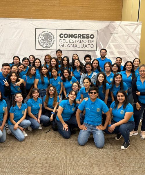 Estudiantes de la Universidad de Guanajuato concientizan sobre la diabetes