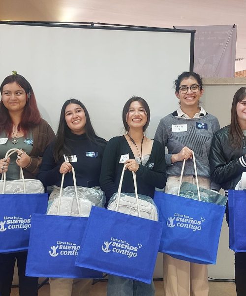 Estudiantes de la Escuela de Nivel Medio Superior Centro Histórico León obtienen 1er lugar en Rally Científico