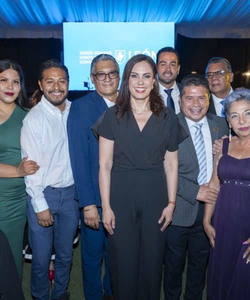 Reconoce Alcaldesa labor de docentes en León