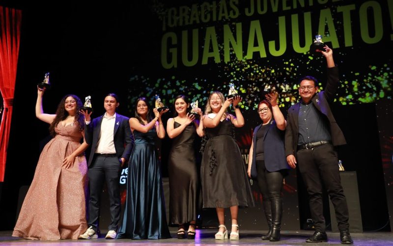 Convocan a jóvenes a participar en el Premio Estatal de las Juventudes 2025