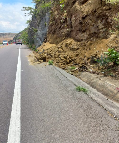 Inician trabajos de mantenimiento en carretera Silao – San Felipe