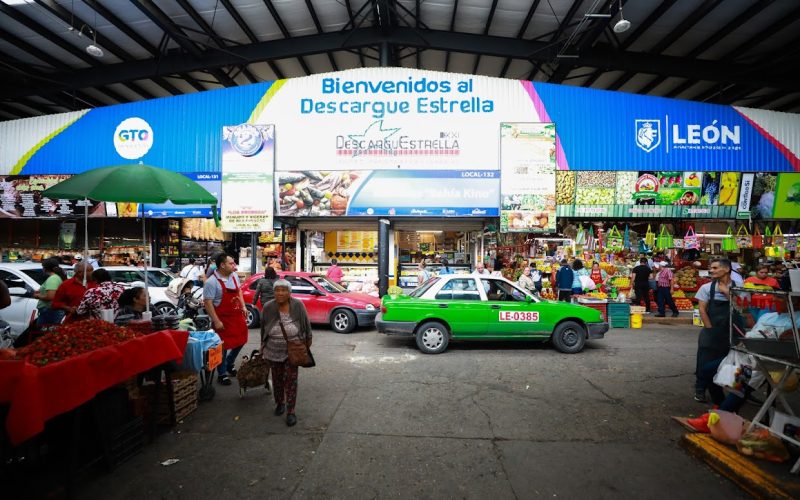 Renace Avenida Miguel Alemán en León