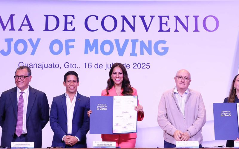 Gobernadora firma convenio por el desarrollo de la niñez en Guanajuato