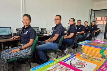 Con “Mi profe en línea” se brinda acompañamiento a estudiantes de secundaria