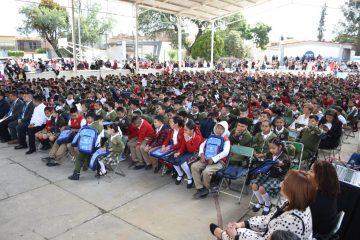 Apoya SEG a más de 140 mil familias leonesas con entrega de útiles y mochilas