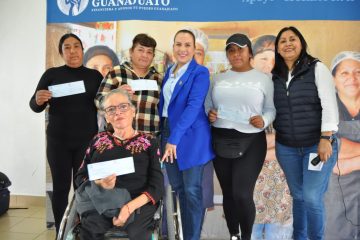Se gradúan mil 700 nuevos emprendedores en el estado con Tú Puedes Guanajuato