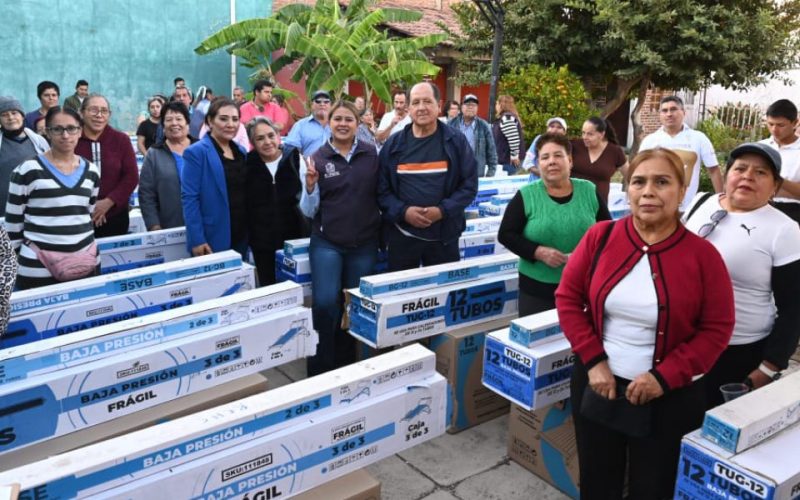 Mejoran calidad de vida de familias irapuatenses con calentadores solares