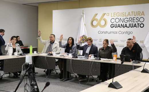 Aprueban dictamen para establecer el acoso sexual como falta administrativa grave