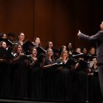 Celebran 50 Aniversario del Coro de la UG