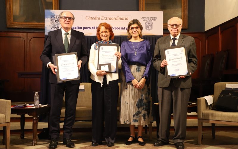 UG y UNAM impulsan educación en desarrollo social y humano