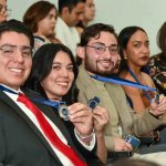 Premian la excelencia de estudiantes UG campus León