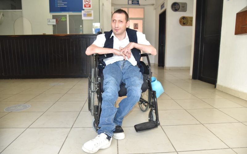 Gabriel nació con parálisis cerebral infantil, pero eso no limitó su camino