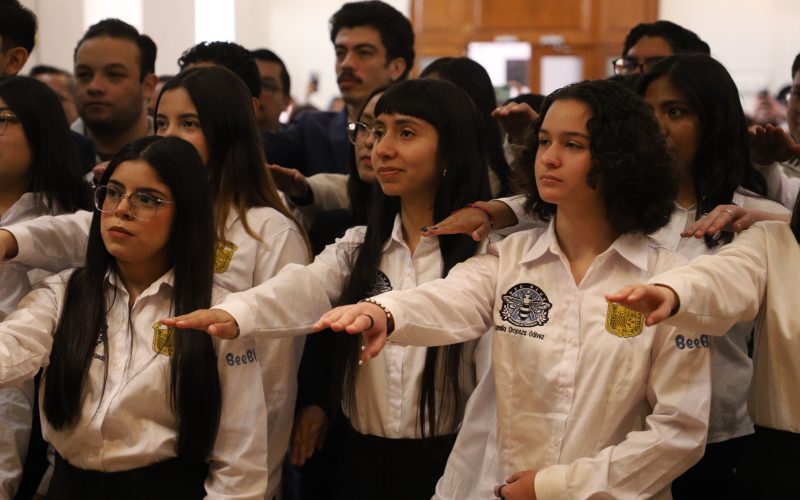 Estudiantes UG suman esfuerzos para dar solución a los retos ambientales