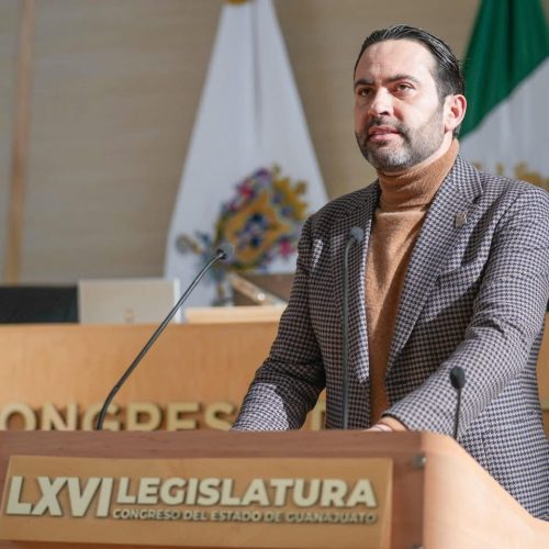 Aprueban dictamen de la solicitud de licencia del diputado Aldo Márquez