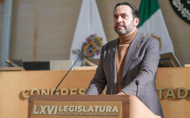 Aprueban dictamen de la solicitud de licencia del diputado Aldo Márquez