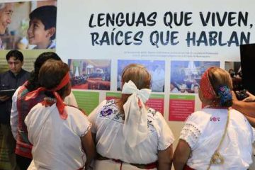 Conmemoran el Día Internacional de la Lengua Materna con exposición en el Congreso