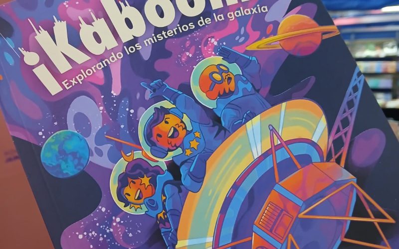Kaboom. Explorando los misterios de la galaxia: divulgan la ciencia astrofísica en la FILUG