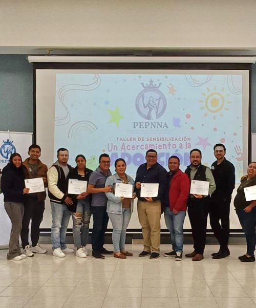 PEPNNA promueve cultura de adopción responsable con taller en Celaya