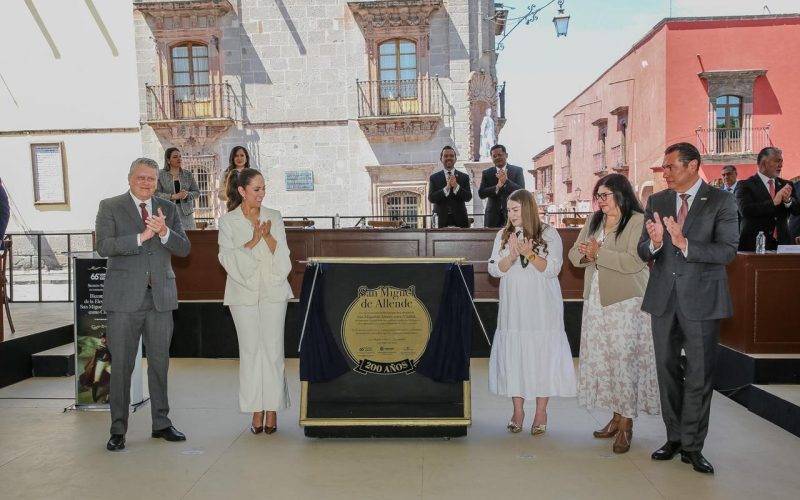 Gobernadora reconoce legado de las mujeres sanmiguelenses en el desarrollo de Guanajuato