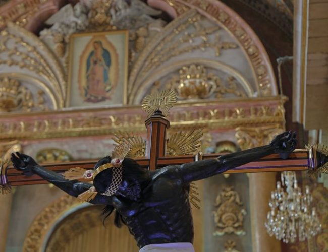 El Cristo Negro, símbolo de esperanza que conecta con la fe