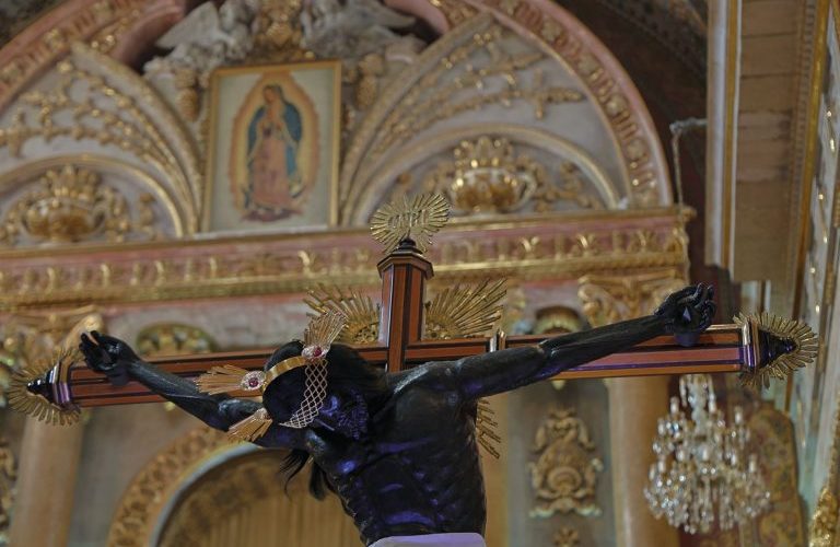 El Cristo Negro, símbolo de esperanza que conecta con la fe