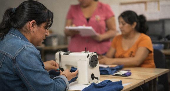 Gobierno del Estado apuesta por autonomía económica de mujeres en situación de violencia crítica