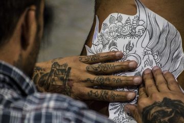 La Secretaría de Salud realiza inspecciones en establecimientos de tatuajes y perforaciones
