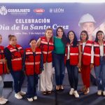 En el Día de la Santa Cruz, Gobernadora reconoce a quienes construyen el futuro de Guanajuato