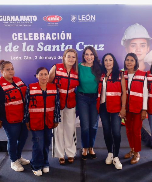 En el Día de la Santa Cruz, Gobernadora reconoce a quienes construyen el futuro de Guanajuato