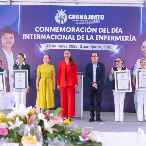 Gobernadora reconoce labor de profesionales de la enfermería en Guanajuato