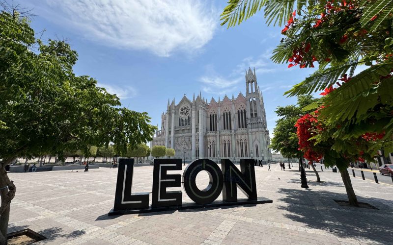 Impulsan crecimiento y economía de León