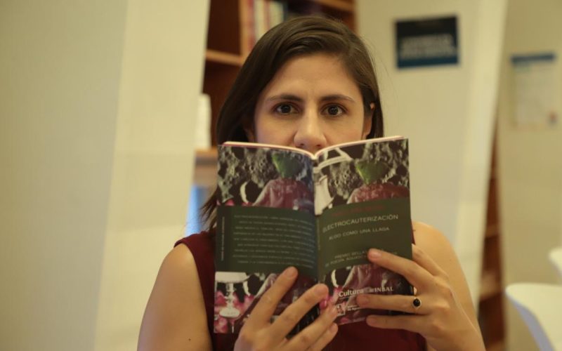 Ganadora del Premio Bellas Artes de Poesía Aguascalientes 2025 comparte aspectos clave de su obra en la UG