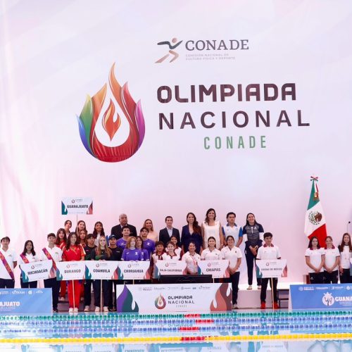 Inaugura Gobernadora la Olimpiada de Natación CONADE