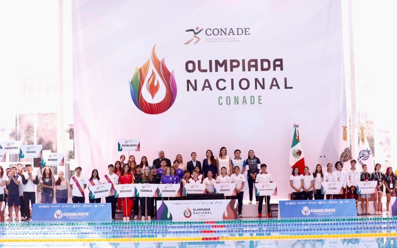 Inaugura Gobernadora la Olimpiada de Natación CONADE