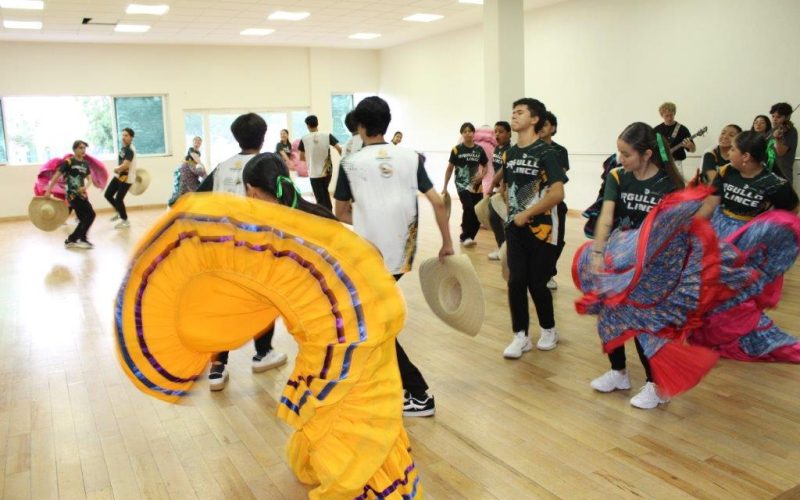 Representarán estudiantes de Guanajuato a México en el Encuentro Mundial de Folclore “Mi Perú” 2026