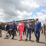 Gobernadora inaugura instalación de paneles solares en GM Silao