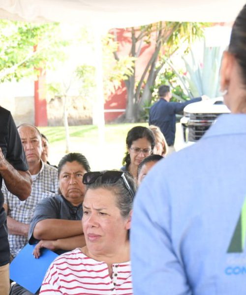 Gobierno de Irapuato escucha y atiende a familias de Quinta Villas