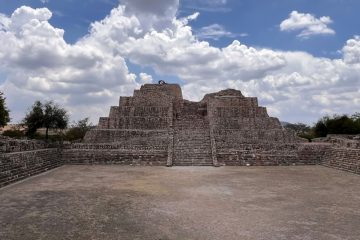  La Casa de los Trece Cielos refleja la relación entre el ser humano, el paisaje y el cielo