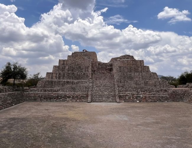  La Casa de los Trece Cielos refleja la relación entre el ser humano, el paisaje y el cielo