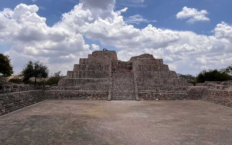  La Casa de los Trece Cielos refleja la relación entre el ser humano, el paisaje y el cielo