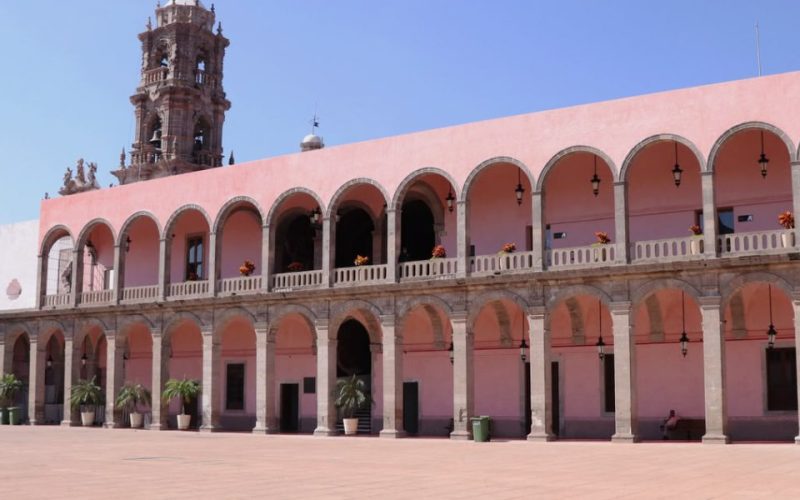 Gobierno de Irapuato e INAH fortalecen alianzas para conservación del patrimonio histórico