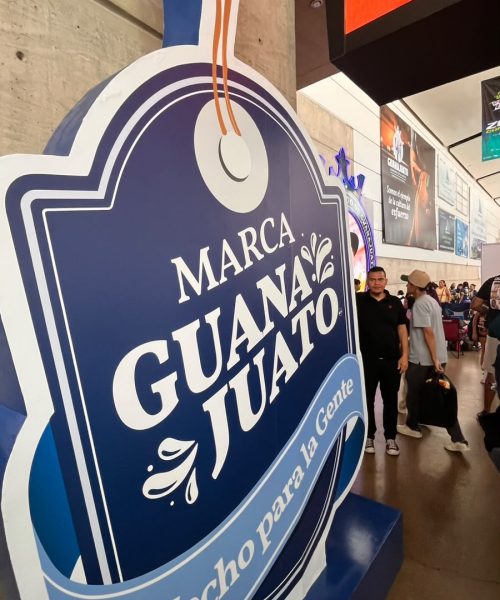 Cuatrocientas cincuenta marcas, cuatrocientas cincuenta historias