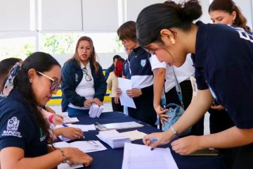 Gobierno de Irapuato impulsa la educación con entrega de BecasSí 2026