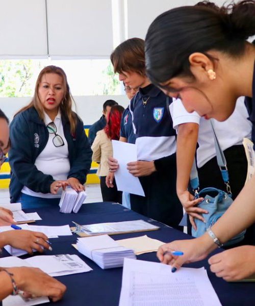 Gobierno de Irapuato impulsa la educación con entrega de BecasSí 2026